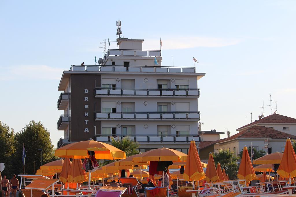 Hotel Brenta Viserbella di Rimini Buitenkant foto