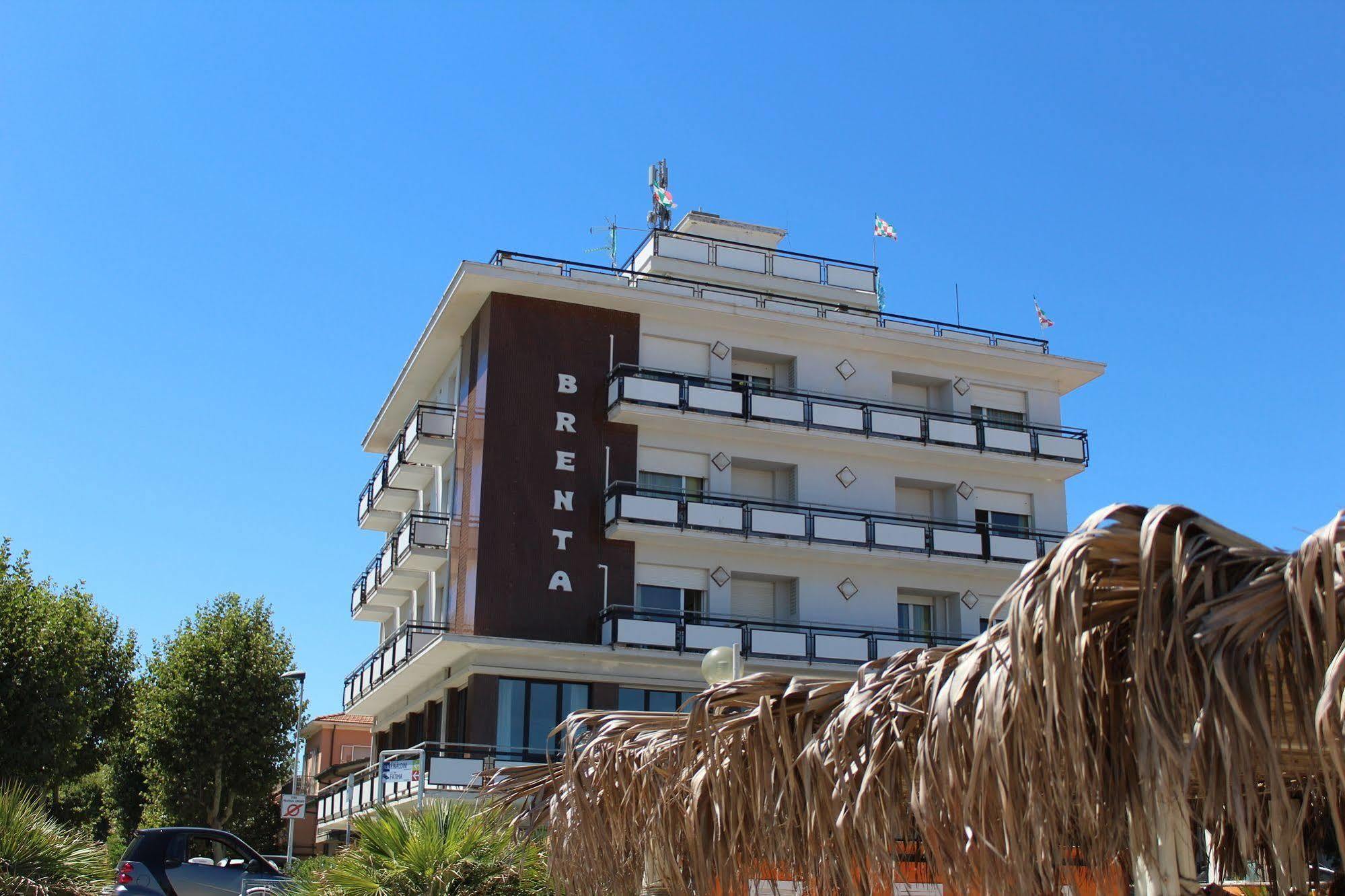 Hotel Brenta Viserbella di Rimini Buitenkant foto